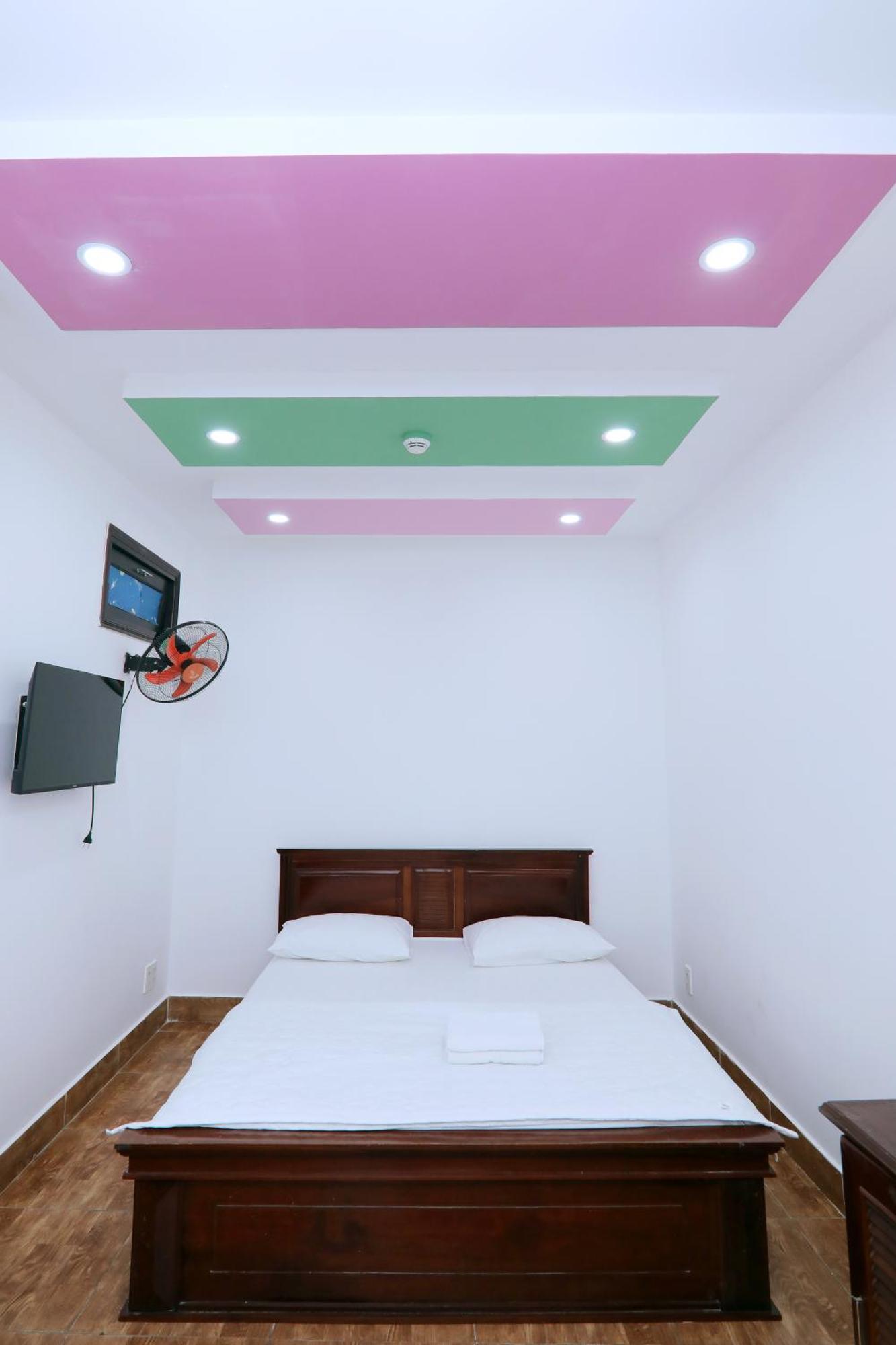 Khach San Sao Mai Xanh - Sao Mai Xanh Hotel 胡志明市 外观 照片