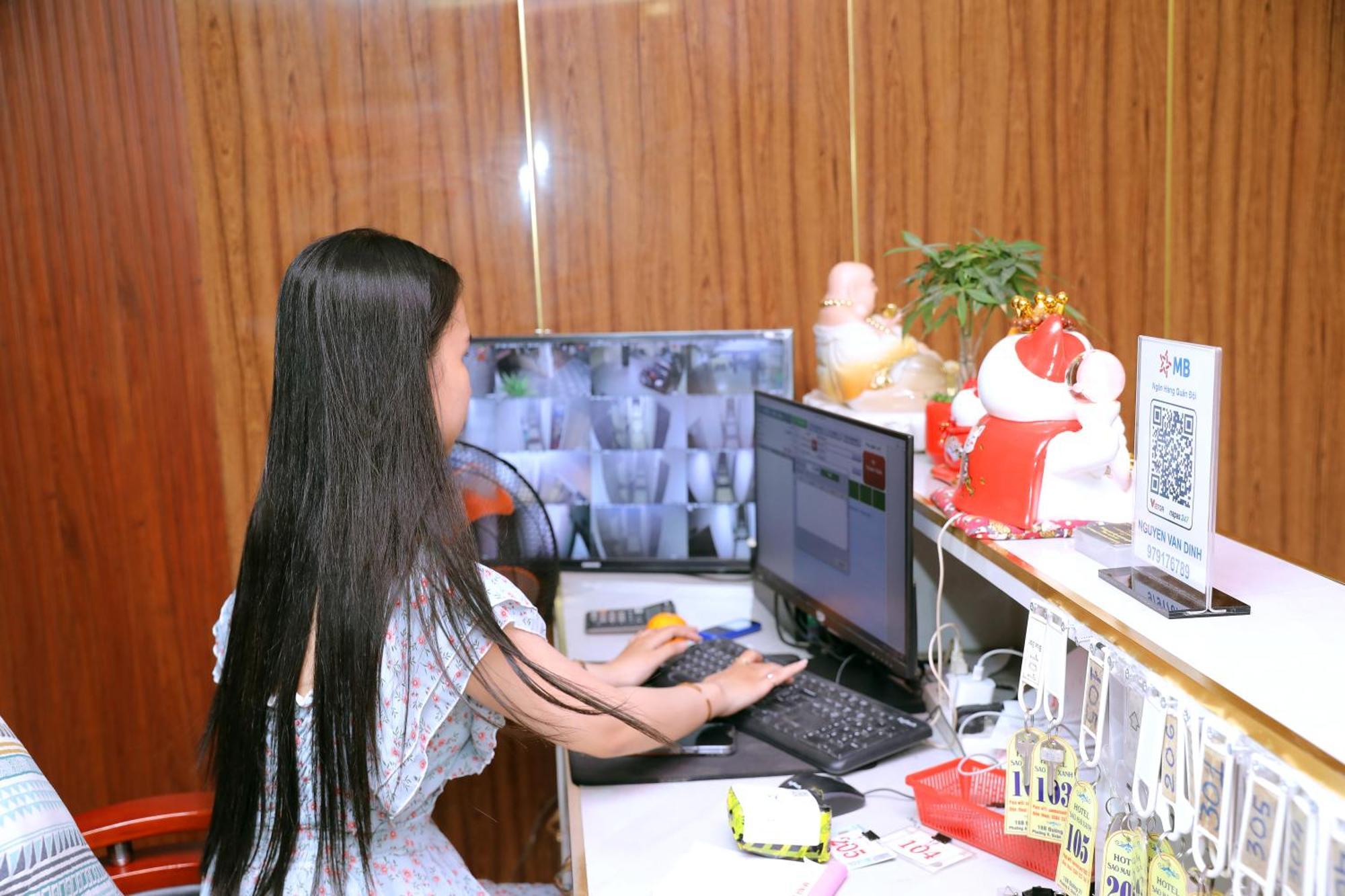 Khach San Sao Mai Xanh - Sao Mai Xanh Hotel 胡志明市 外观 照片