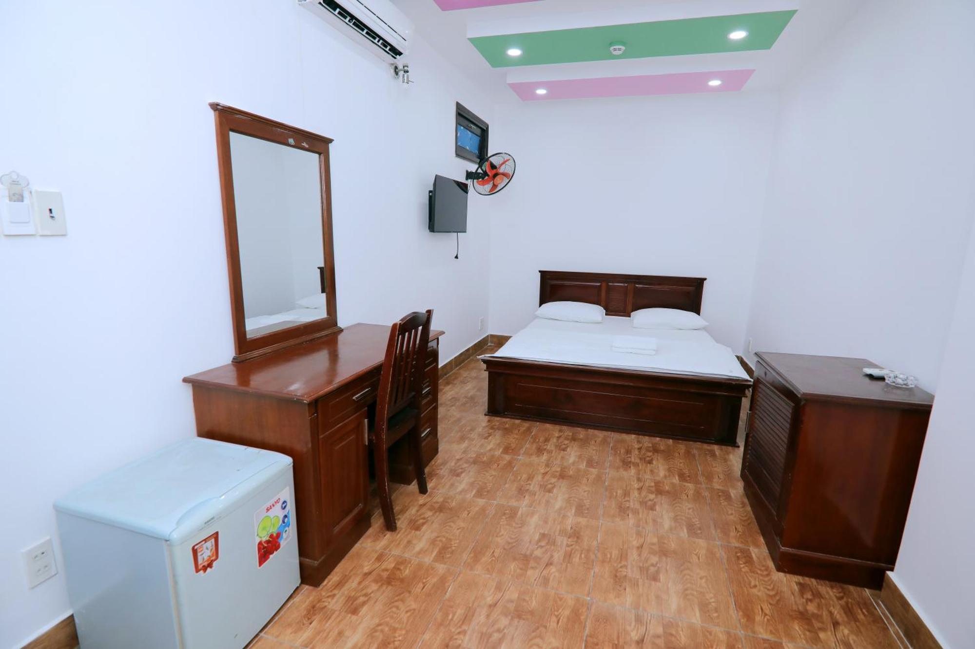 Khach San Sao Mai Xanh - Sao Mai Xanh Hotel 胡志明市 外观 照片